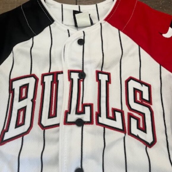 New Chicago NBA Bulls Youth Jersey Boys 8 Button Up Embroidered‎ Basketball NWT - Picture 3 of 11